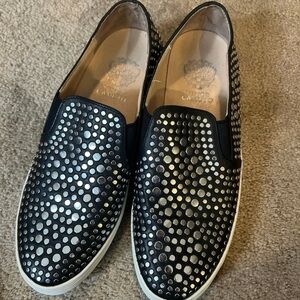 Vince camuto slip on sneaker 9/39